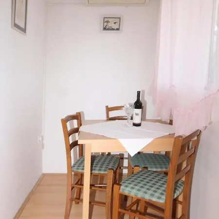 Katica - One Bedroom With Balcony And Sea View * Mlini